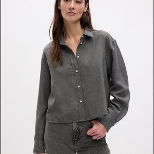 Gap Cropped Button Front Flannel Shirt, size XS